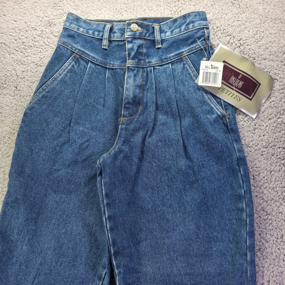 Vintage Bill Blass Petites High Waisted Pleated Tapered Jeans 4P New Moon 066155